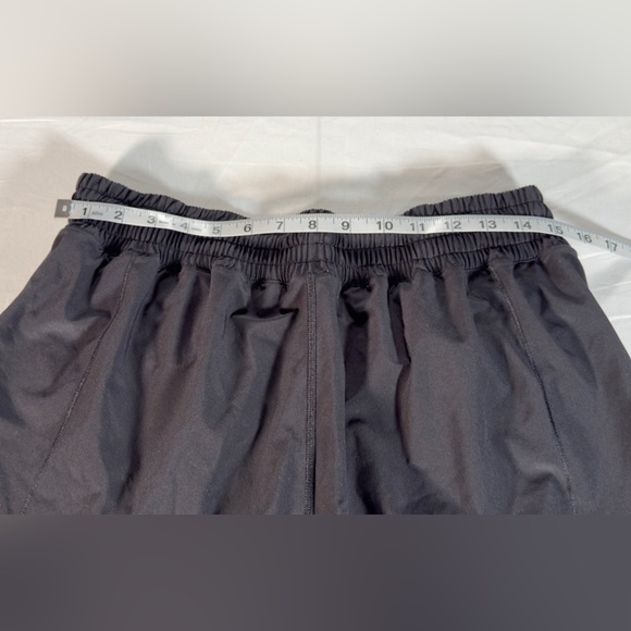 lululemon athletica  Hotty Hot High-Rise Lined Athletic Shorts. Size 12 - Picture 7 of 7